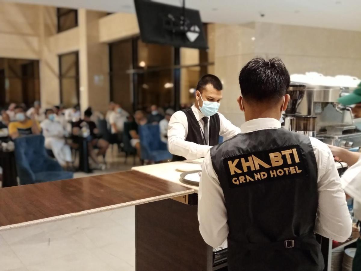 Khabti Grand Hotel Bisha Bagian luar foto