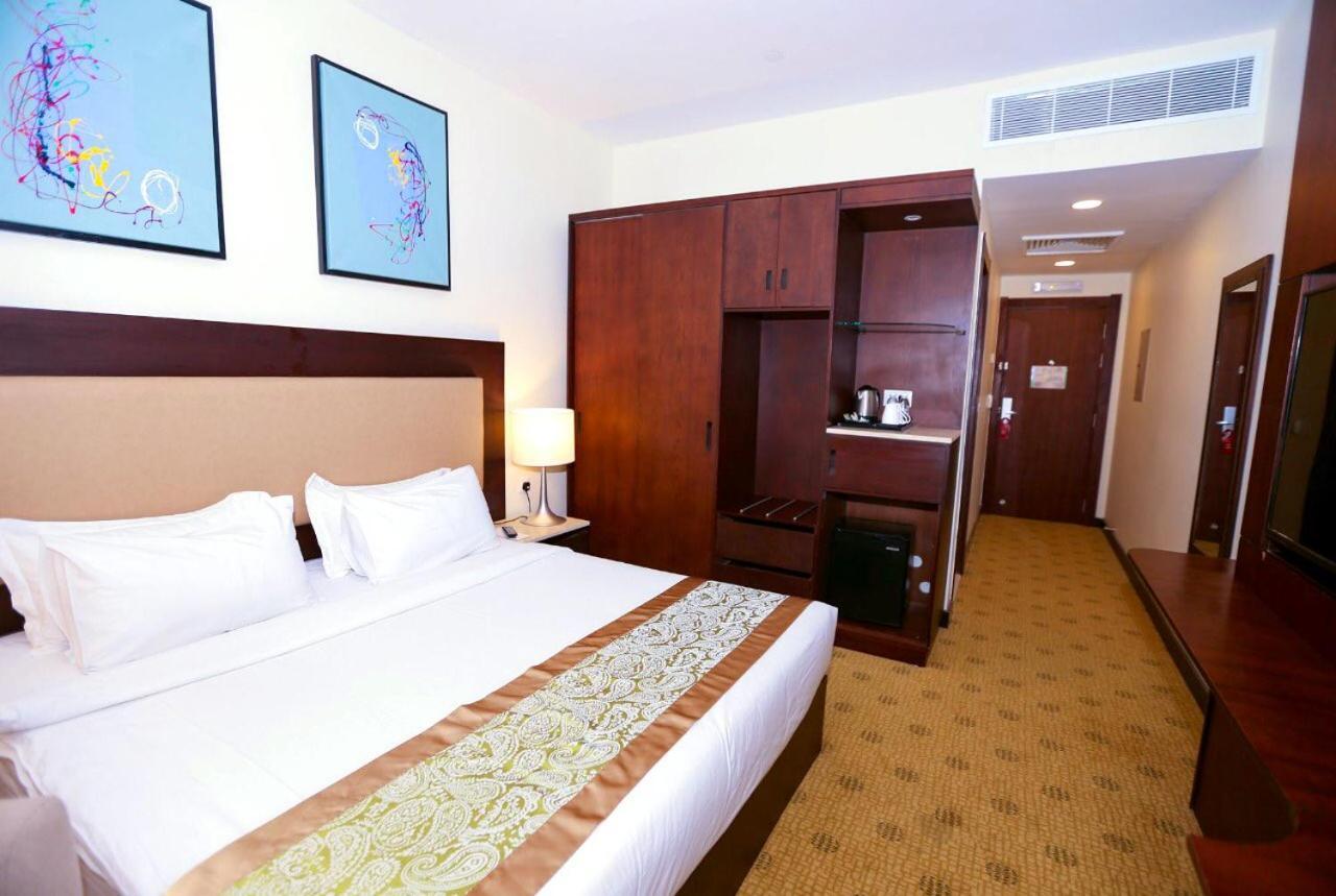 Khabti Grand Hotel Bisha Bagian luar foto
