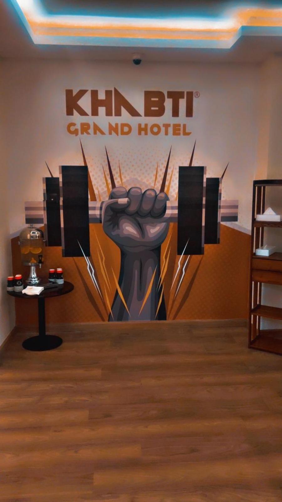 Khabti Grand Hotel Bisha Bagian luar foto