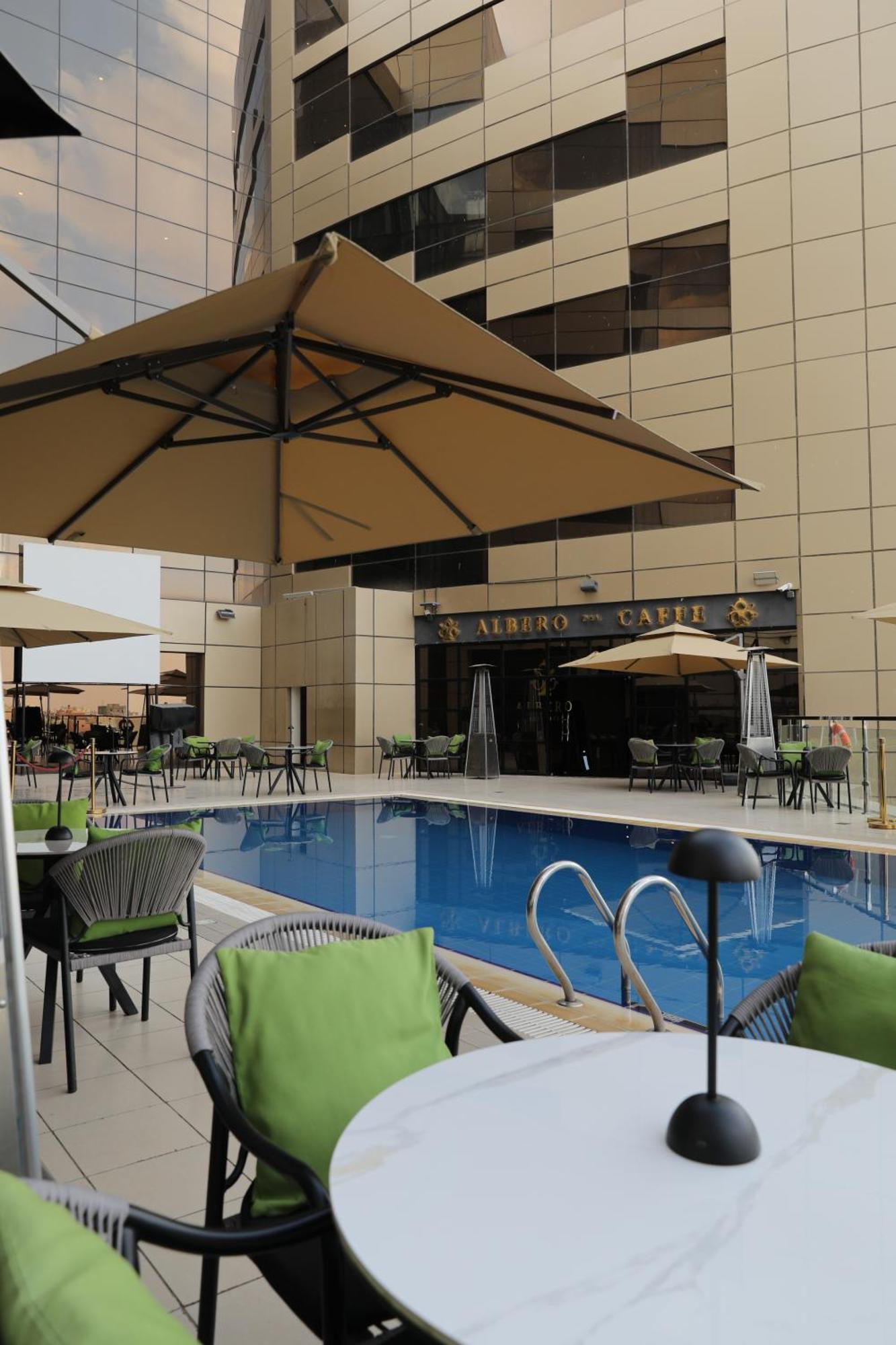 Khabti Grand Hotel Bisha Bagian luar foto