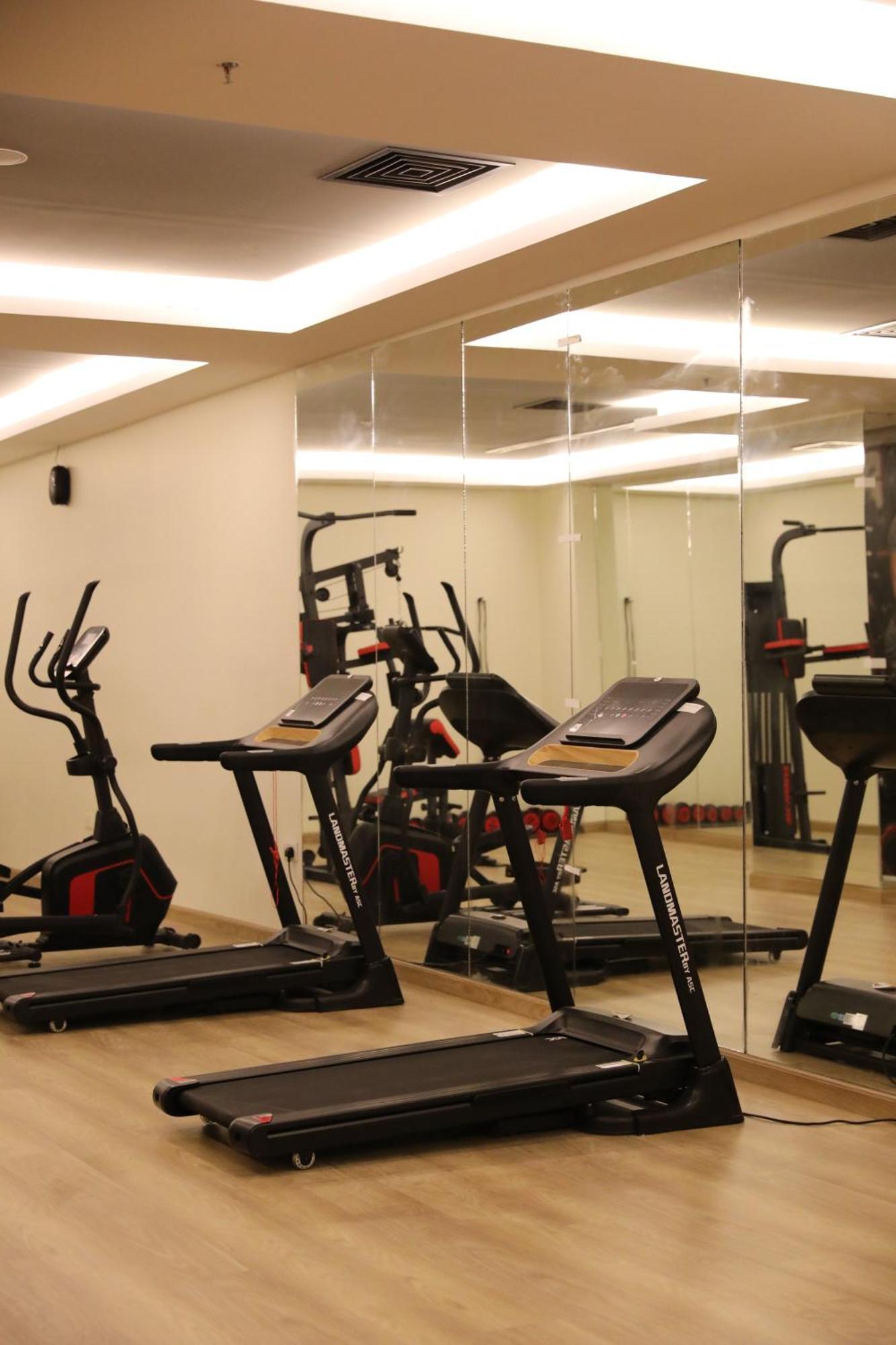 Khabti Grand Hotel Bisha Bagian luar foto